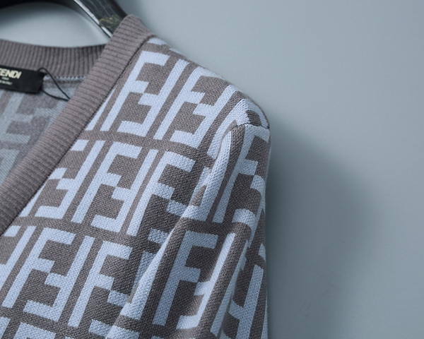 ブランドセーター細部ディテール